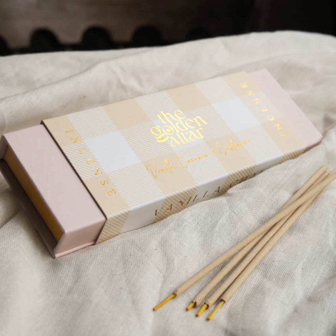 The Golden Altar – Vanilla Chai (Räucherstäbchen)