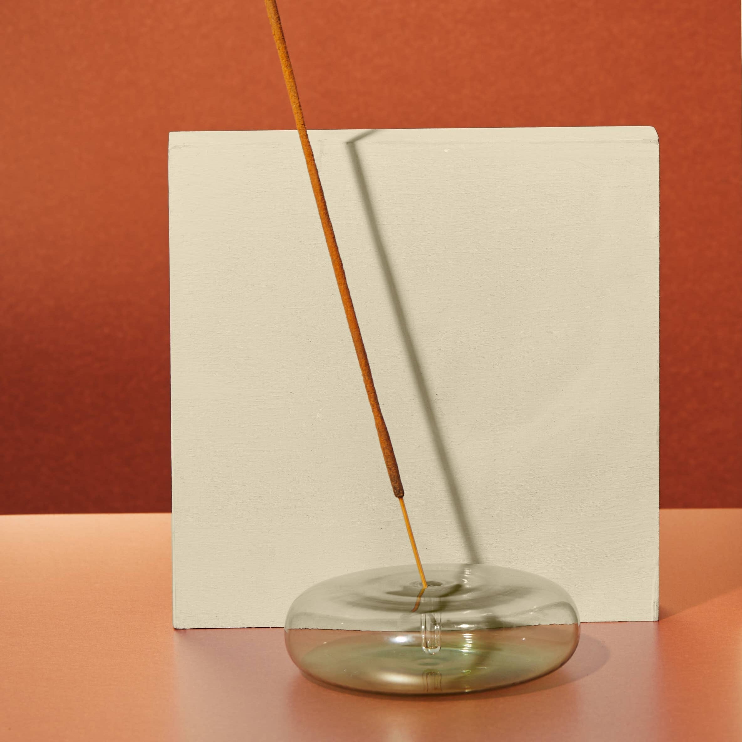 DIMPLE GREEN – Räucherstäbchenhalter Glas - Räucherzubehör