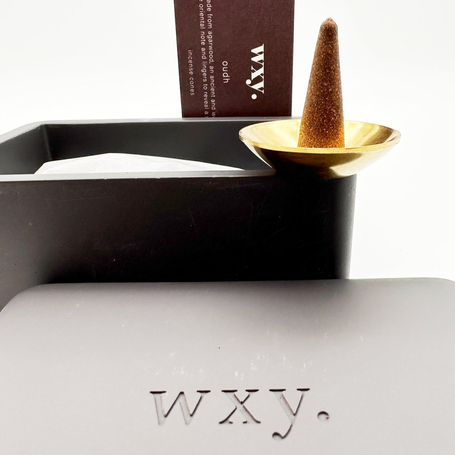 OUD RÄUCHERKEGEL BOX – Natural Ceremonial Cones