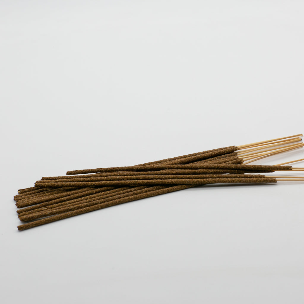 PALO SANTO mit HARZ – Räucherstäbchen (14 g)