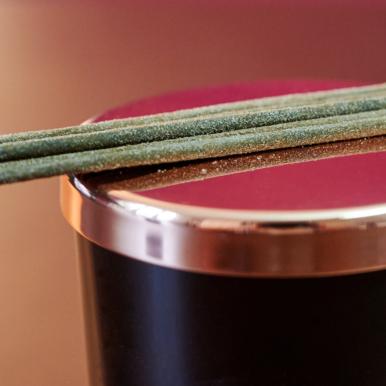 SANDALWOOD SPECIALISTE – Räucherstäbchen - Räucherware