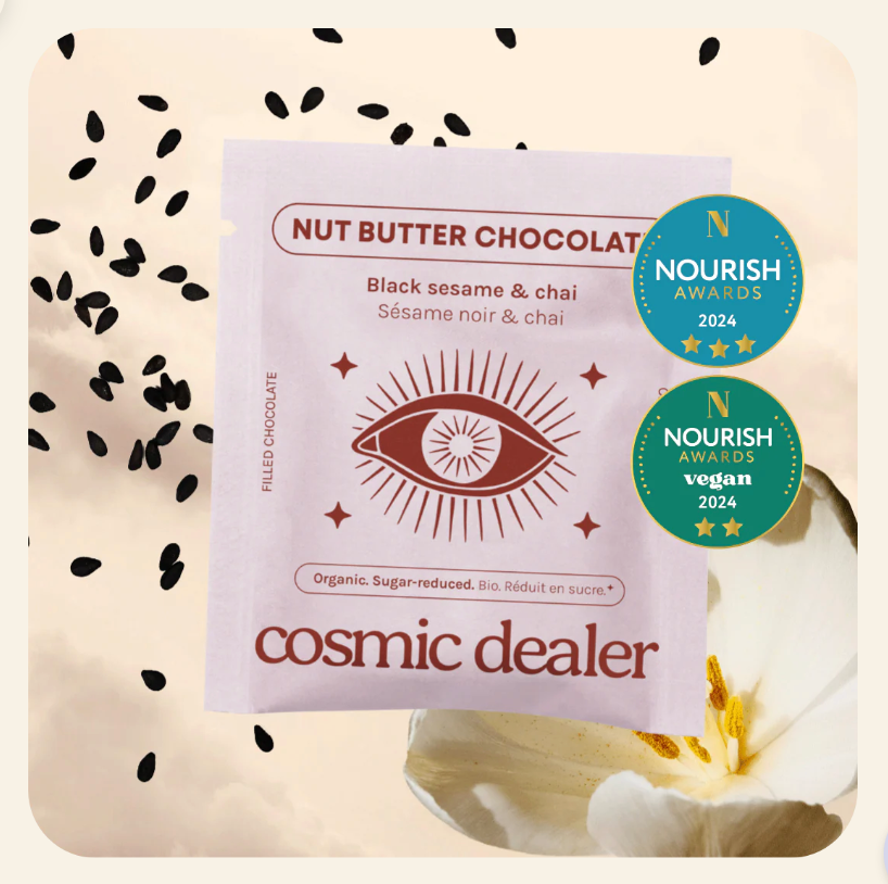 Schwarzer Sesam & Kardamom – vegane Bio-Praline mit Preis-Awards von Cosmic Dealer | Marschmellow Soulfood