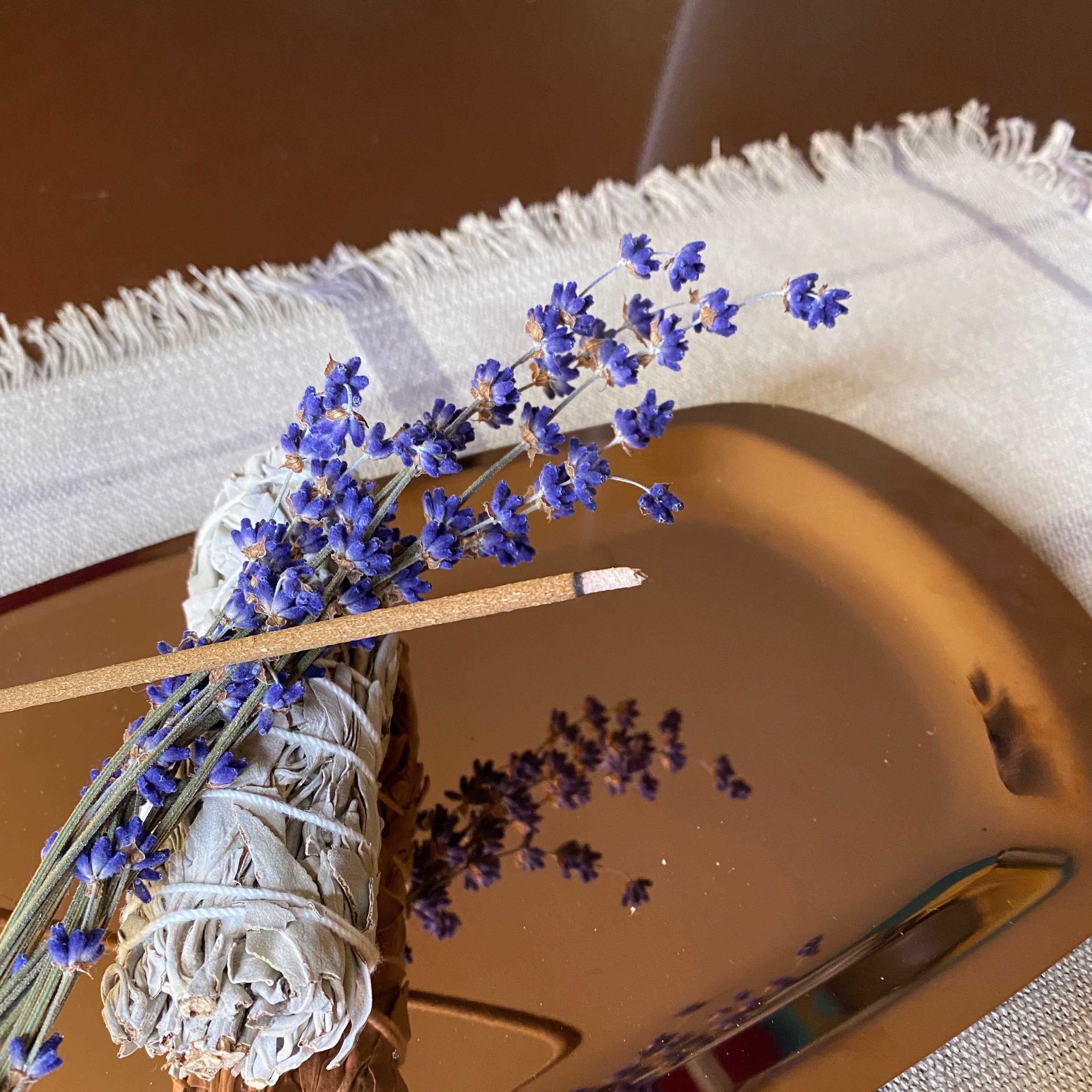 LAVENDEL mit WEISSEM SALBEI – Räucherstäbchen