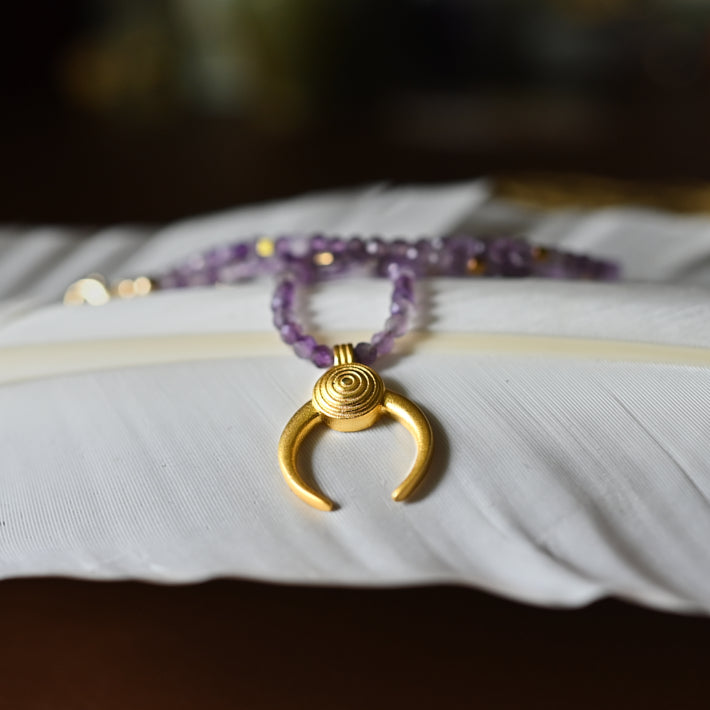 MOON - Amethyst Halskette mit Anhänger - Schmuck