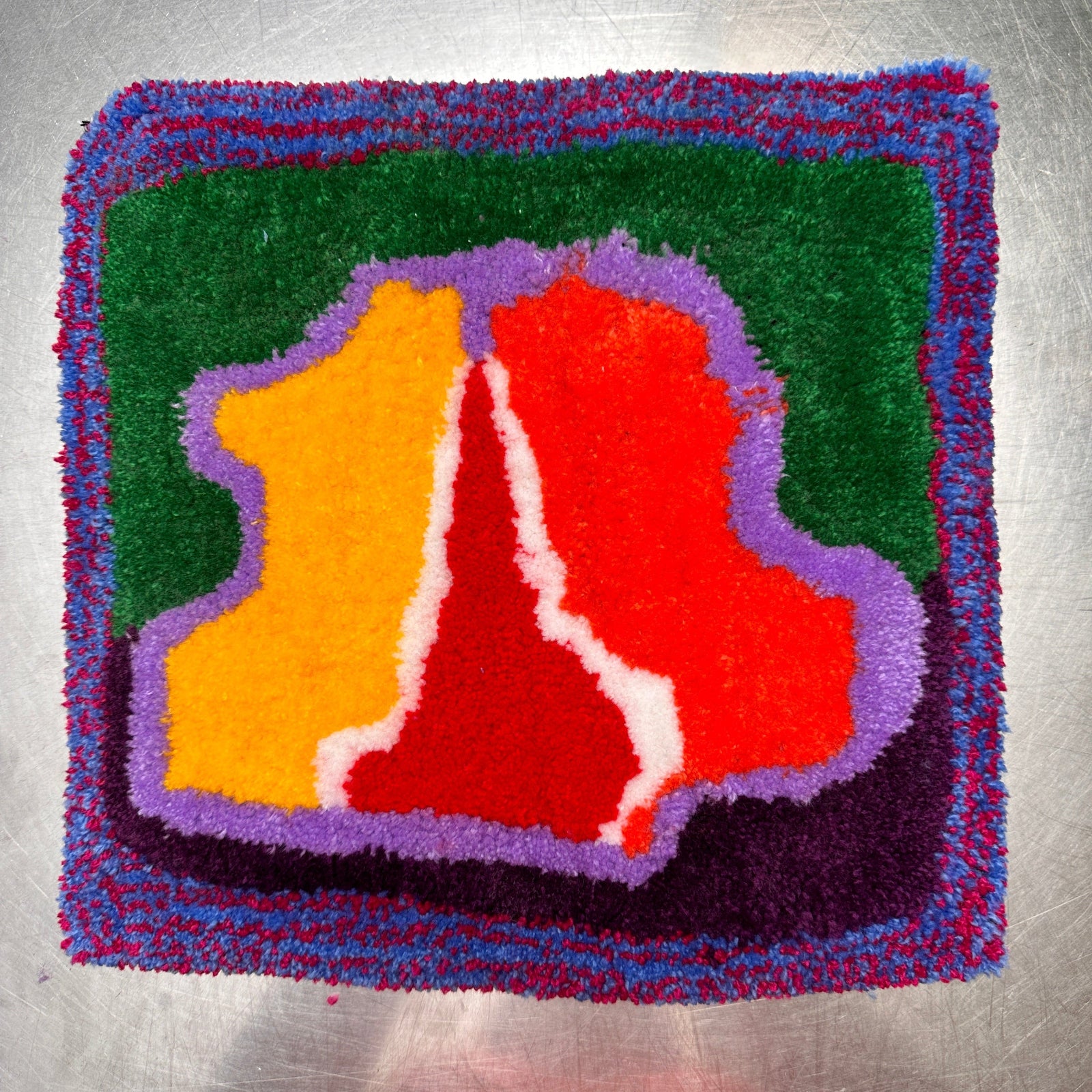 Tufting Workshop – Teppich schießen an einem Tag aus der Inspiration heraus, ohne vor skizzieren