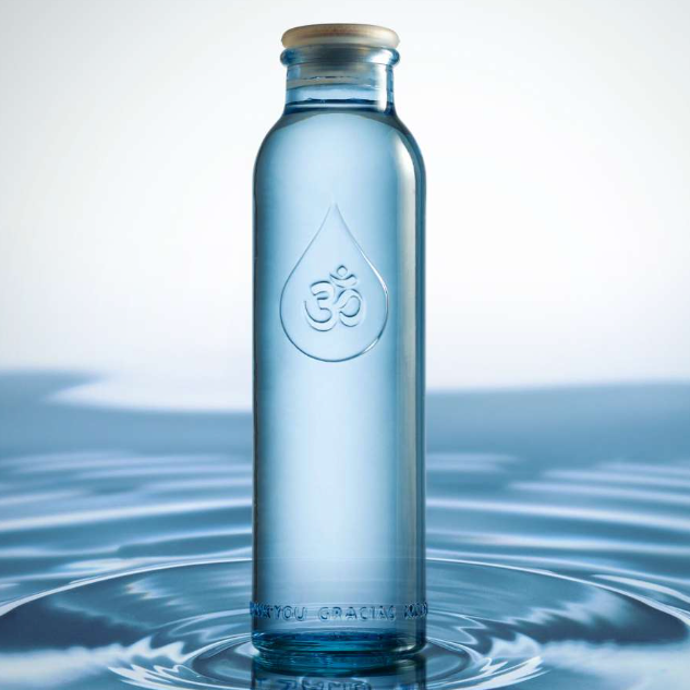 LEBENSKRAFT – Glas-Wasserflasche mit OM-Symbol für unterwegs